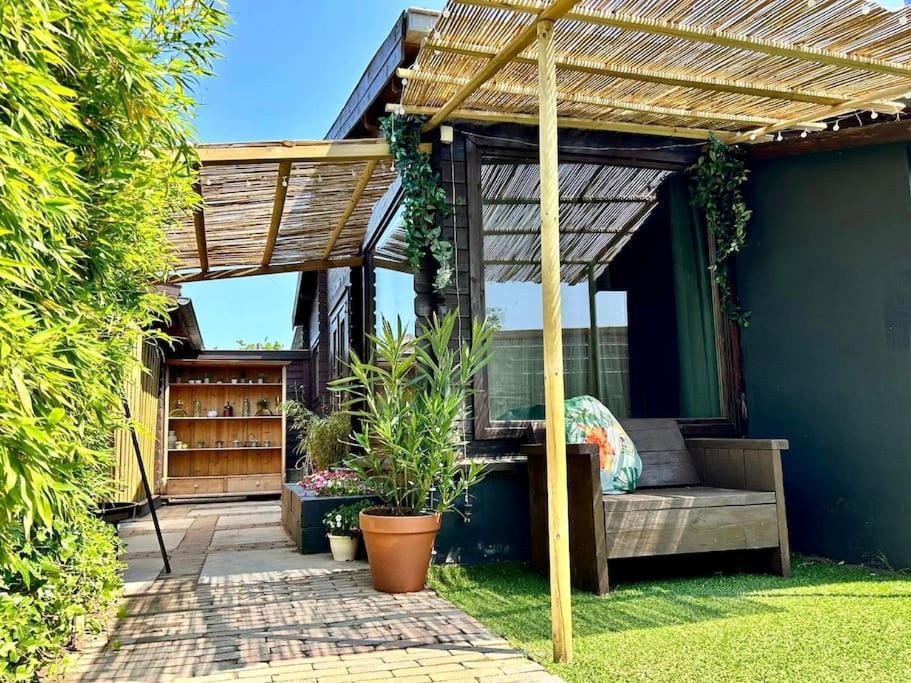 Jungle Style Lodge With Jacuzzi ,Sauna And Garden Near Amsterdam Vijfhuizen Dış mekan fotoğraf